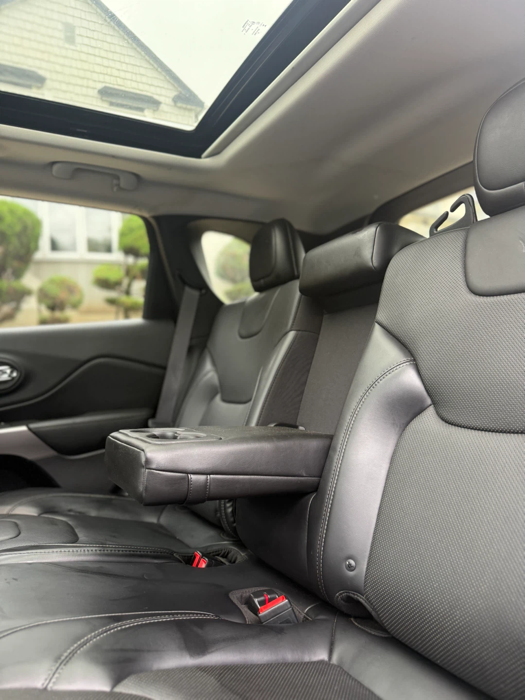 2019 Jeep Cherokee Limited Front wheel drive w/ 4X4 - photo 4
