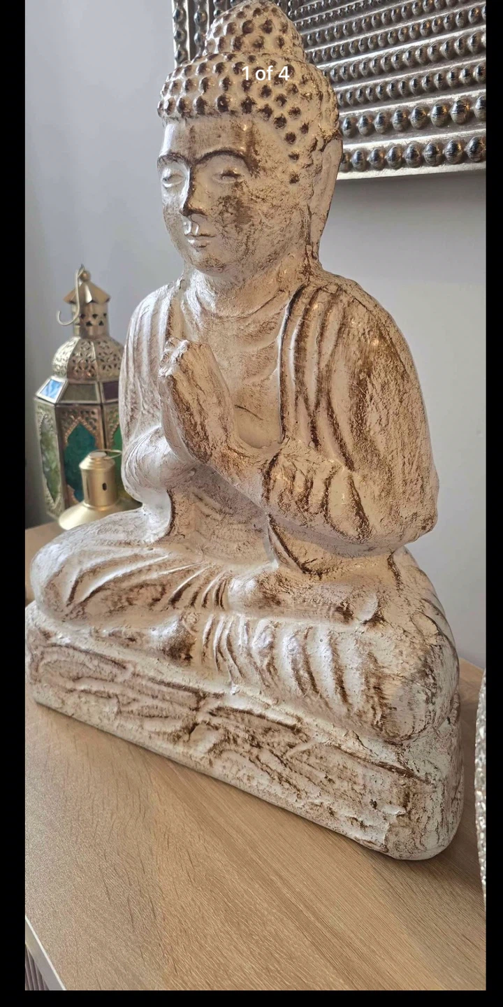 Distressed White Buddha Statue - photo 3
