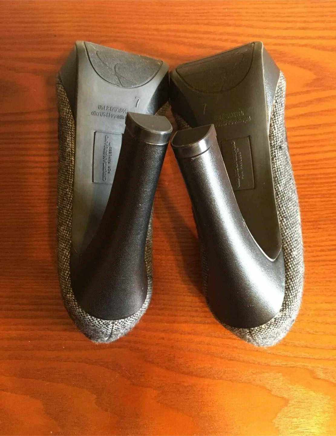 LADIES GREY, SILVER HIGH HEELS (Size 7 & 7W) - photo 5