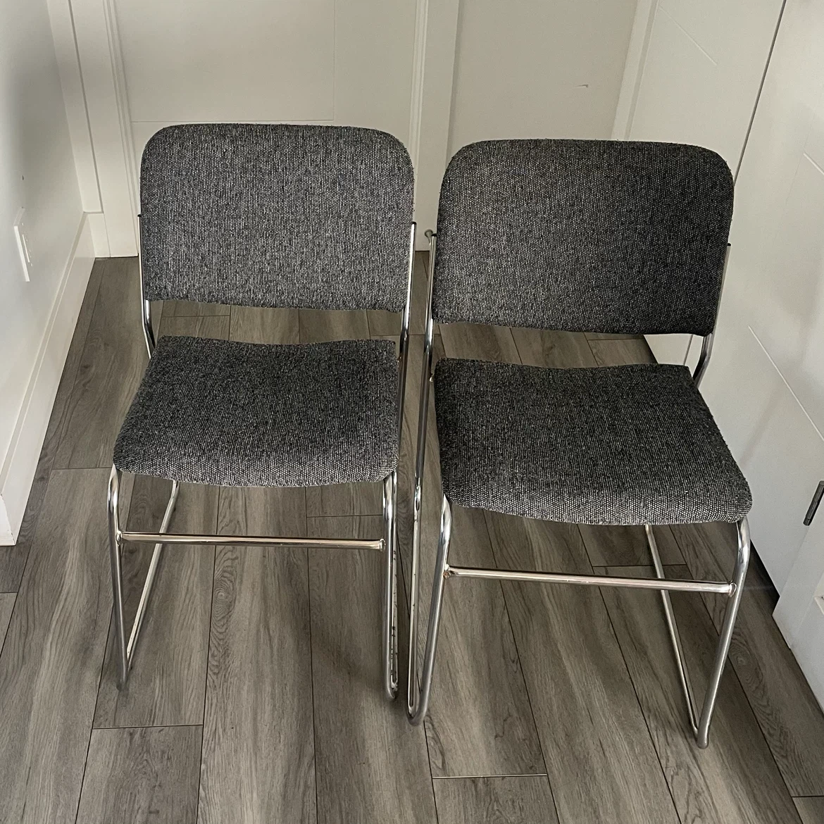 Stacking Chairs - photo 4