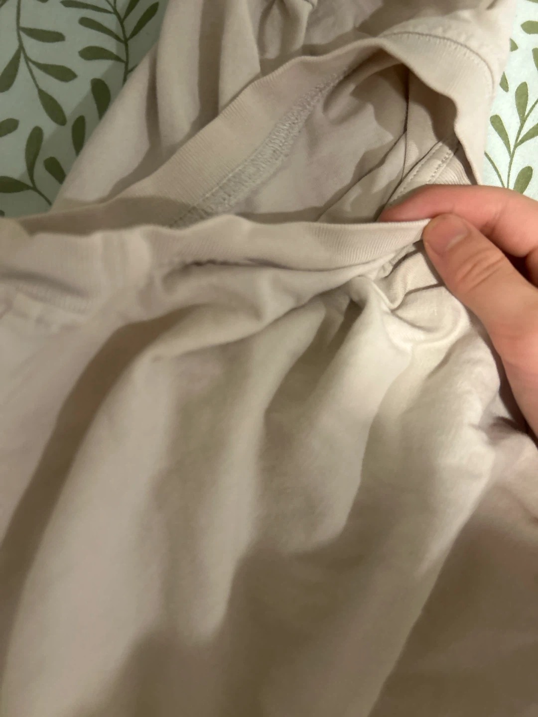 H&M Unisex Beige T-Shirt with Rose Embroidery - photo 2