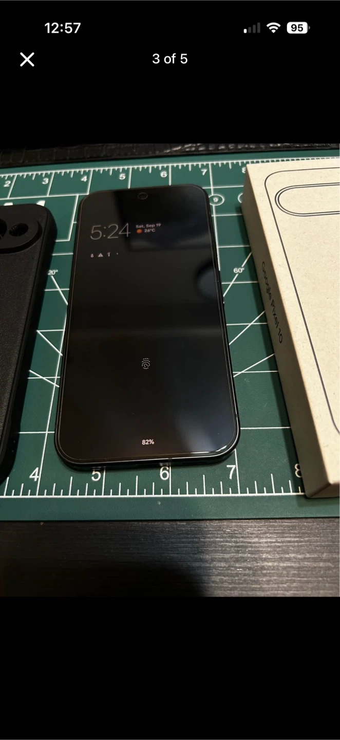 Google Pixel 10 128GB Obsidian almost brand new (580$) - photo 3