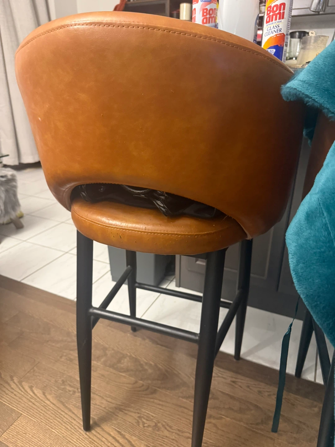 Tan faux leather bar stool - photo 2