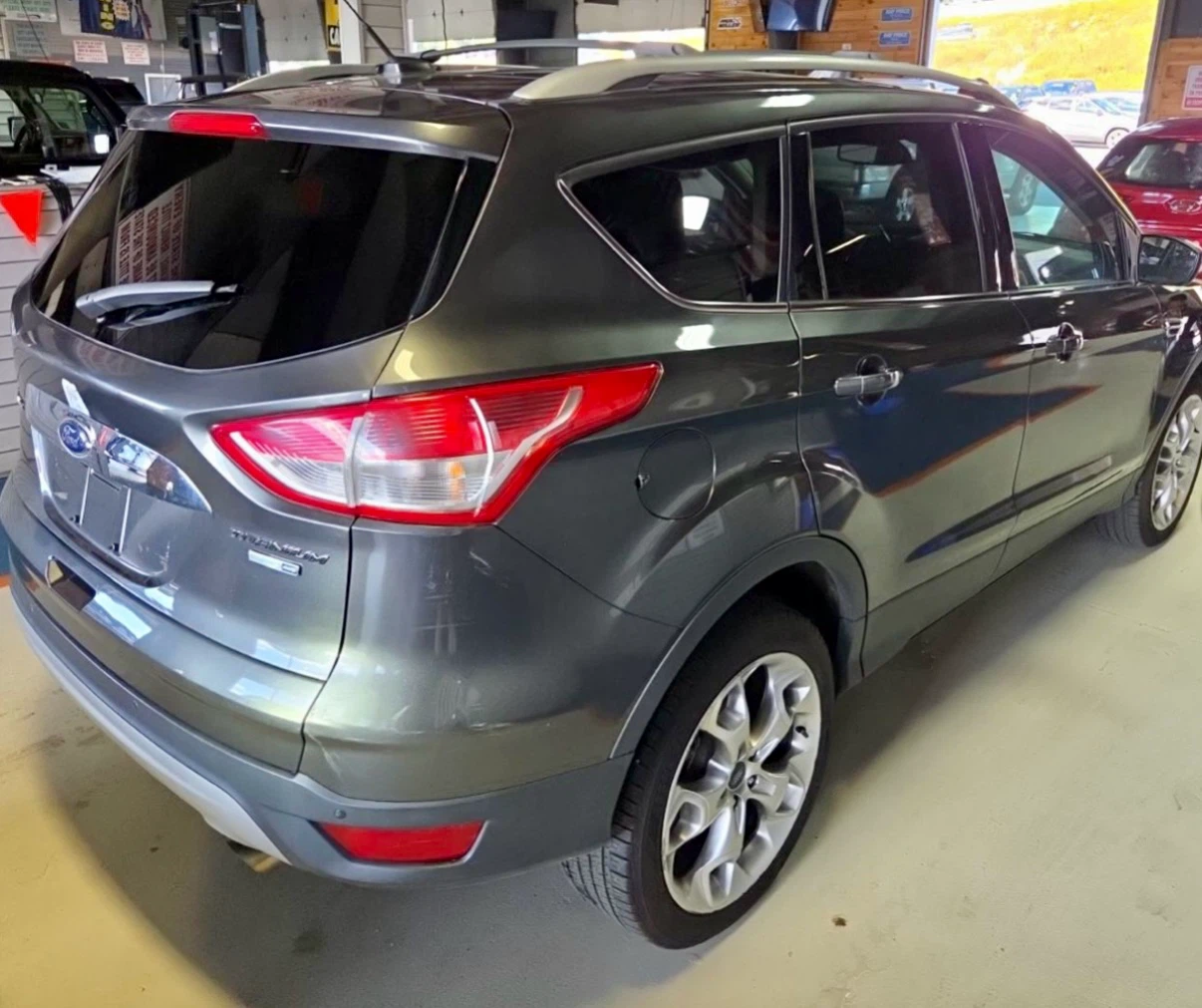 2016 Ford Escape Titanium - photo 2