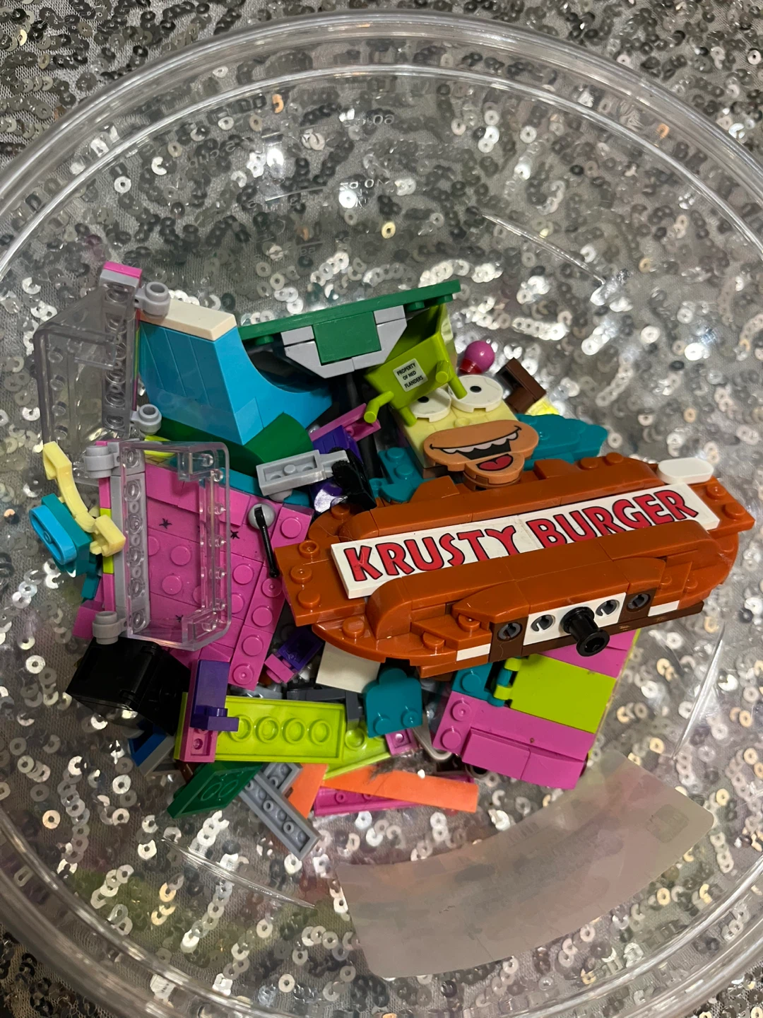 LEGO Simpsons Krusty Burger and Minifigures - photo 3