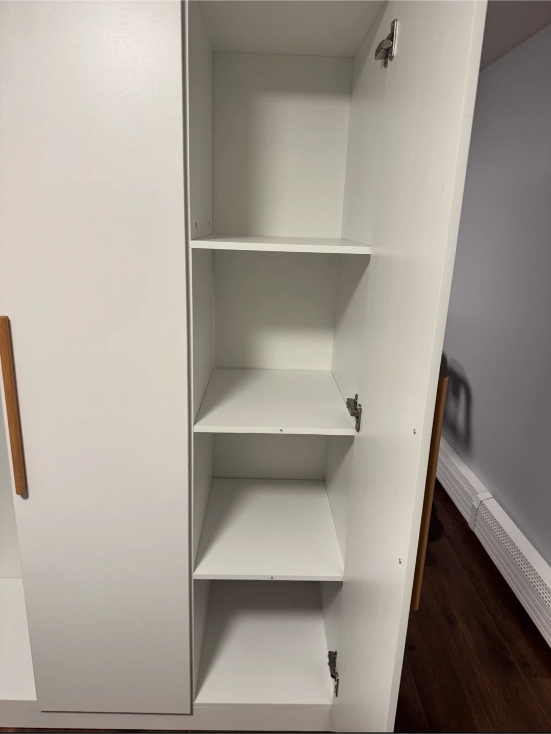 White 3-Door Wardrobe with Wood Handles - photo 5