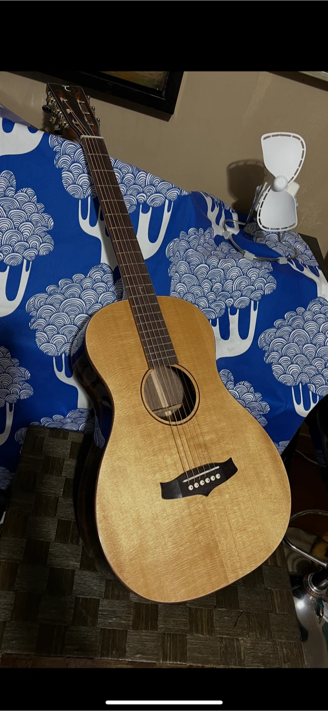 Tanglewood Acoustic Guitar Made in United Kingdom