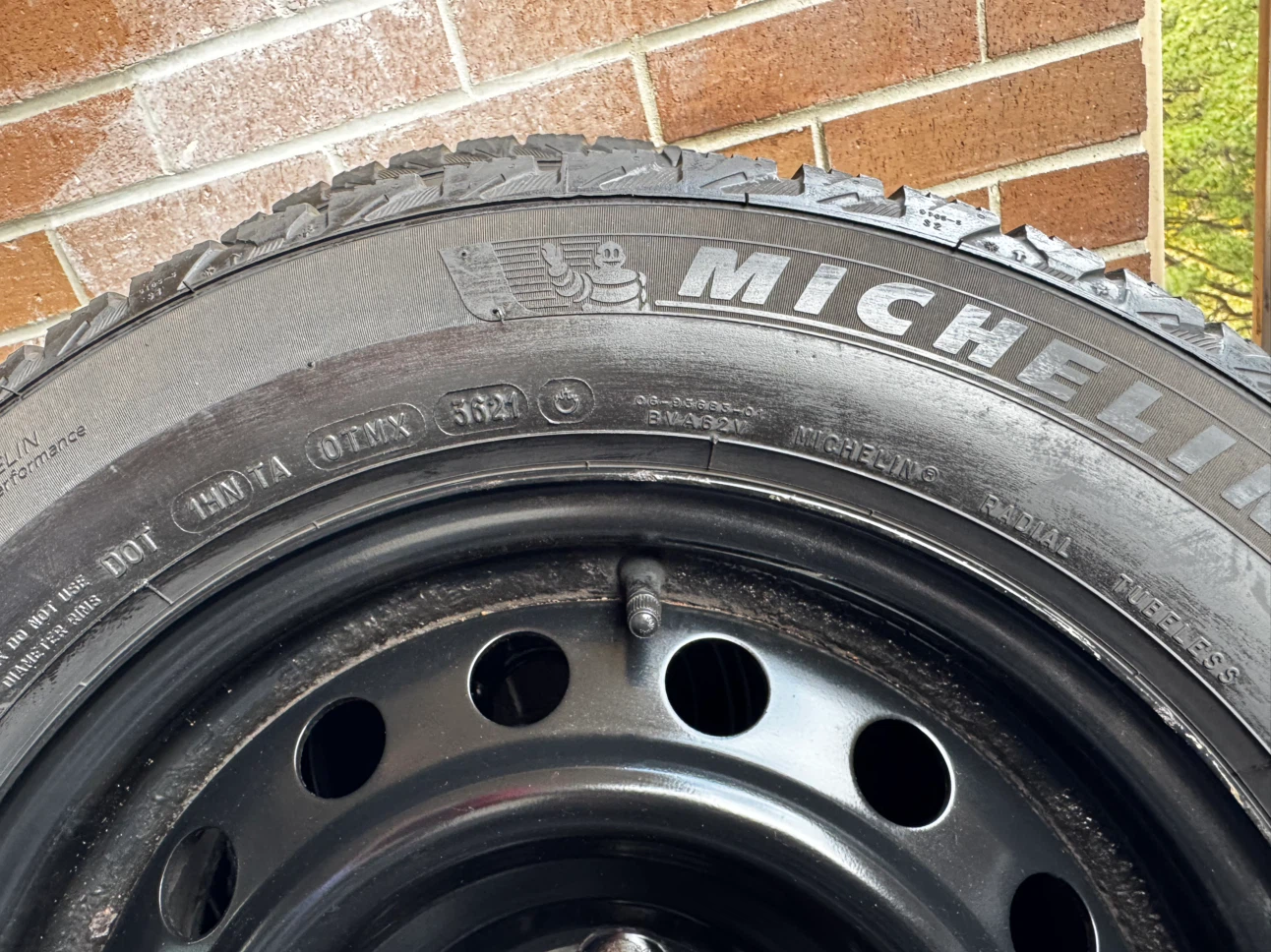 Toyota Corolla Michelin tires and Rims - photo 2