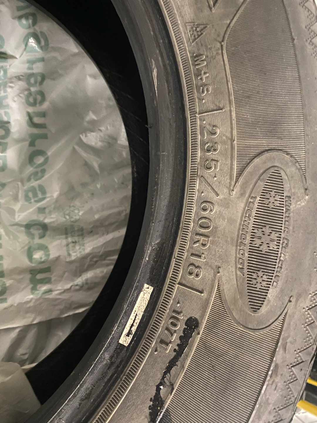 Good Year Winter Tires 235/60R18