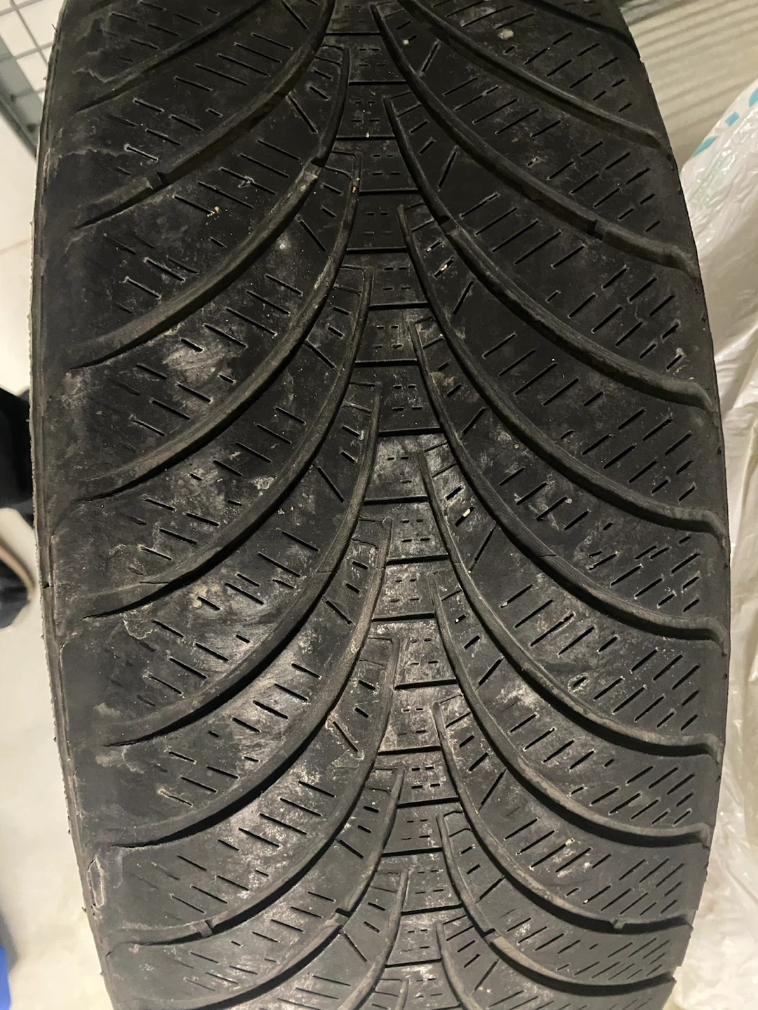 Good Year Winter Tires 235/60R18 - photo 4