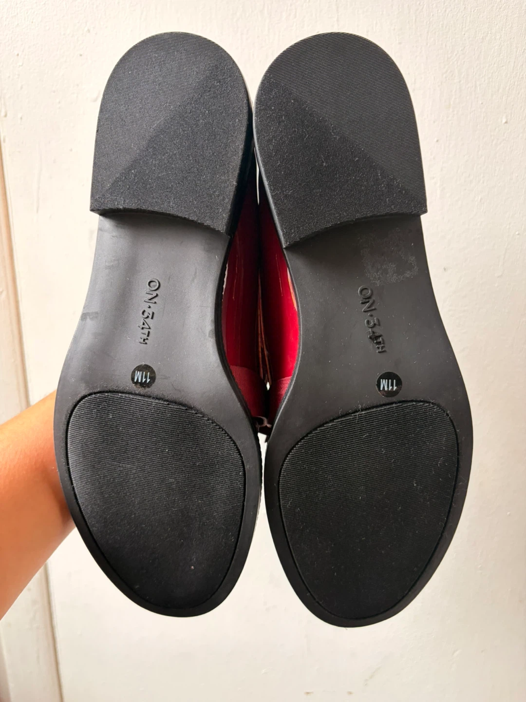 On.34th womens shoes size 11 - photo 4