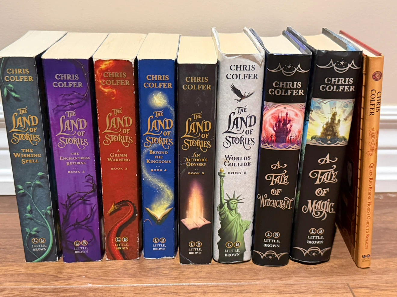 Land of Stories set of 9 chapter books