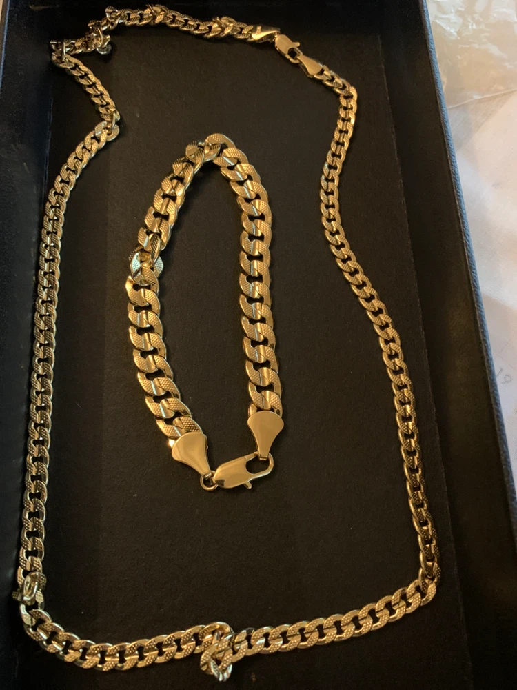 Gold-tone chain necklace and bracelet set - photo 2