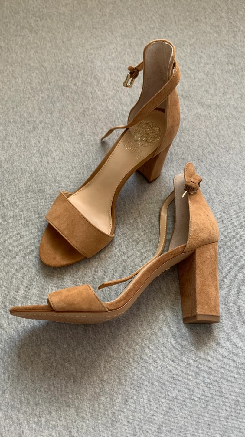 Vince Camuto Corlina Tan Suede Sandals - Size 7 (37.5)