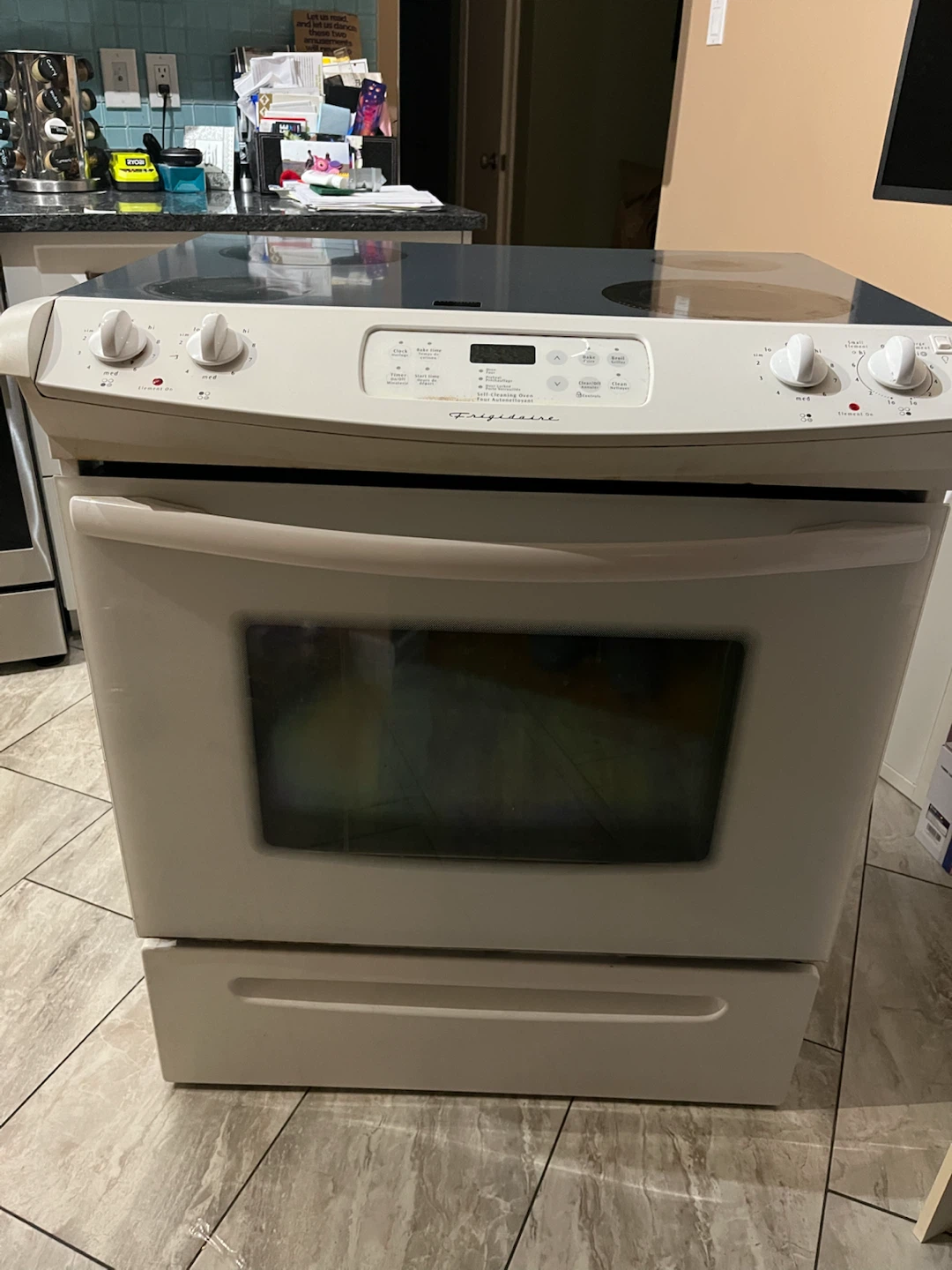 Frigidaire range