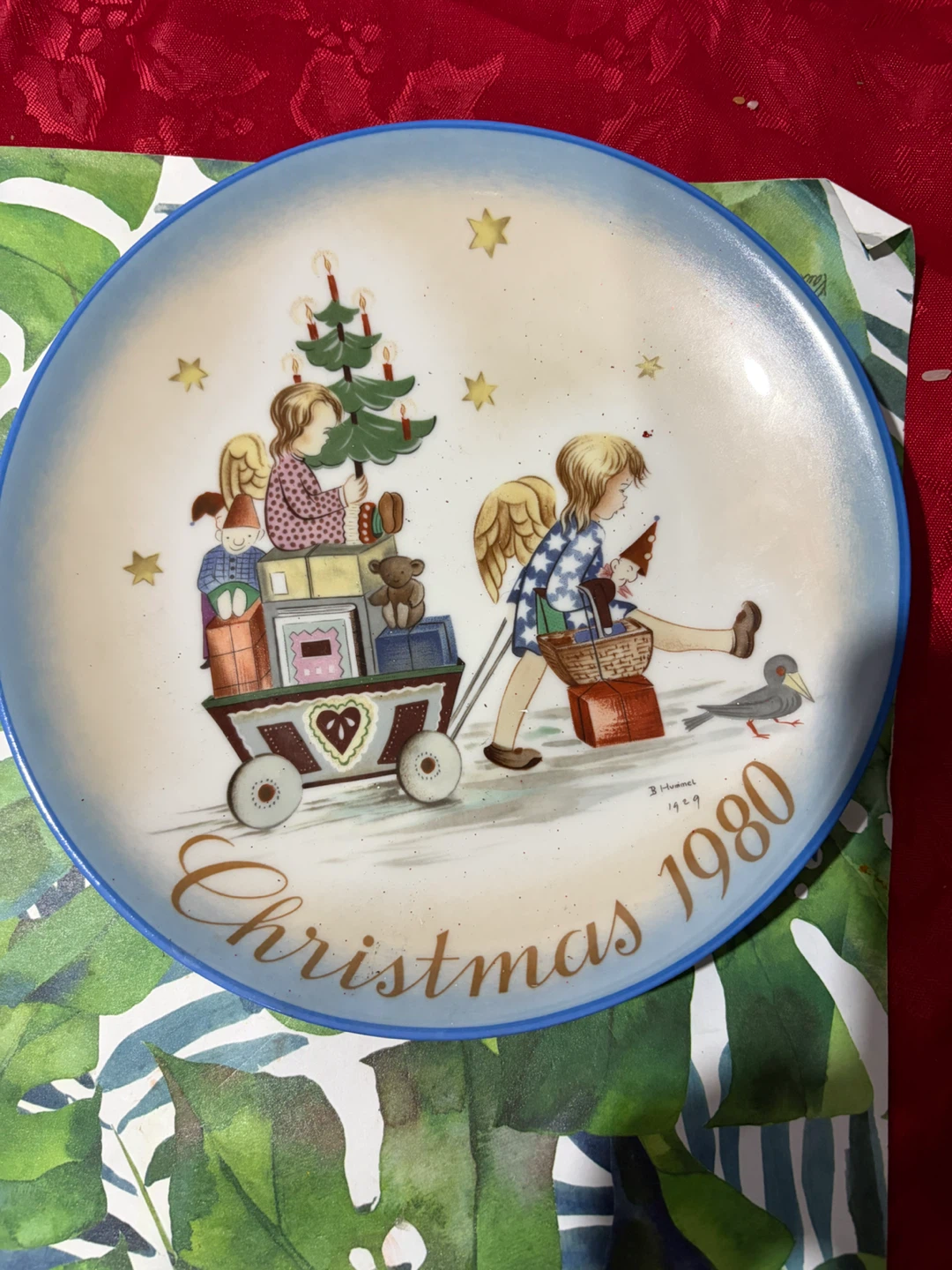 Berta Hummel Christmas 1980 Collectible Plate