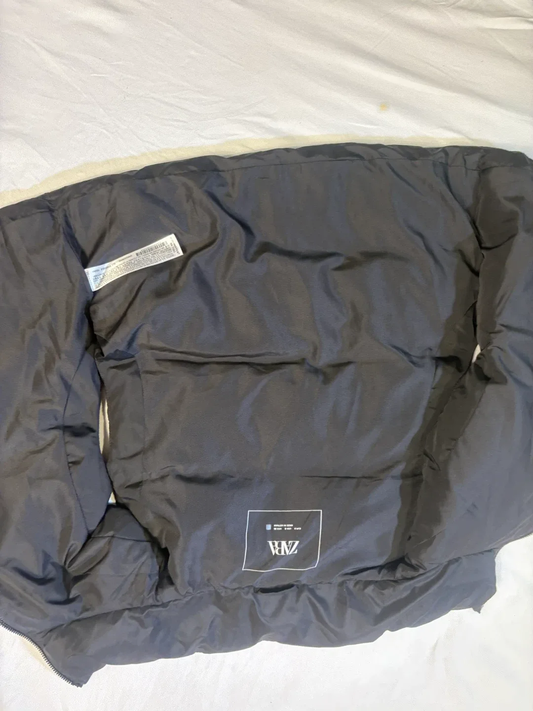 Zara Black Puffer Vest - photo 2