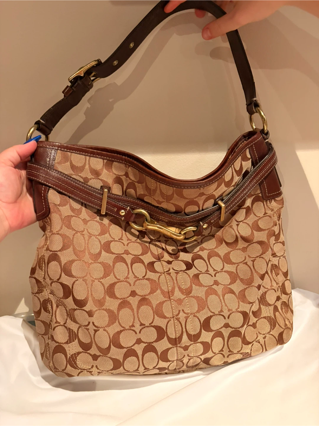 Coach Signature Hobo Bag - photo 3