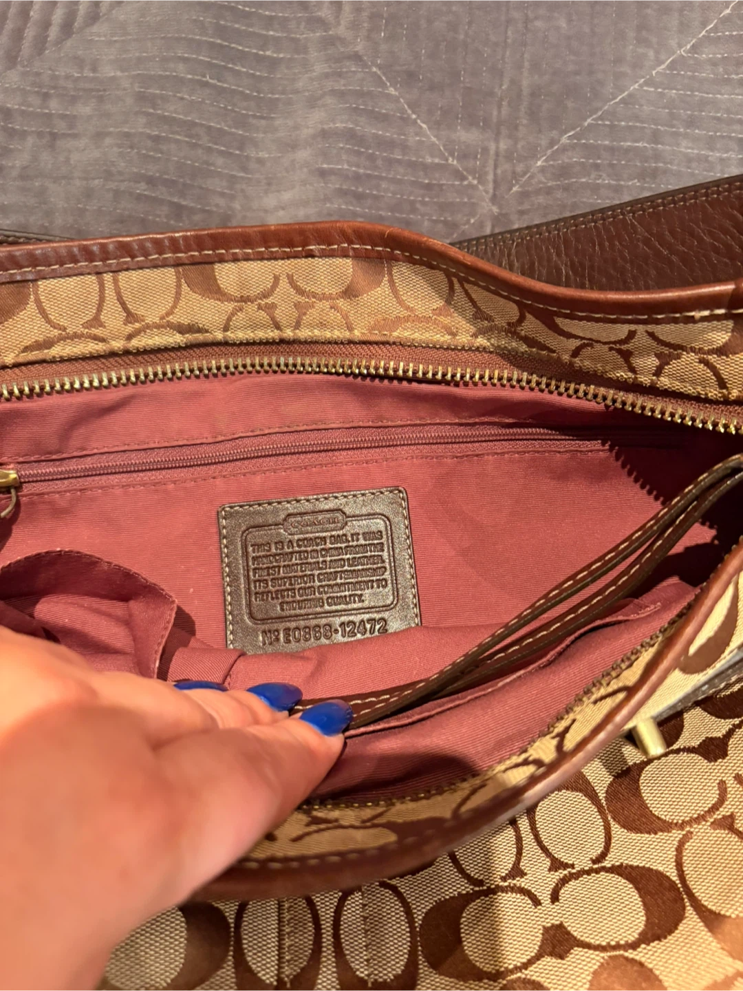 Coach Signature Hobo Bag - photo 4