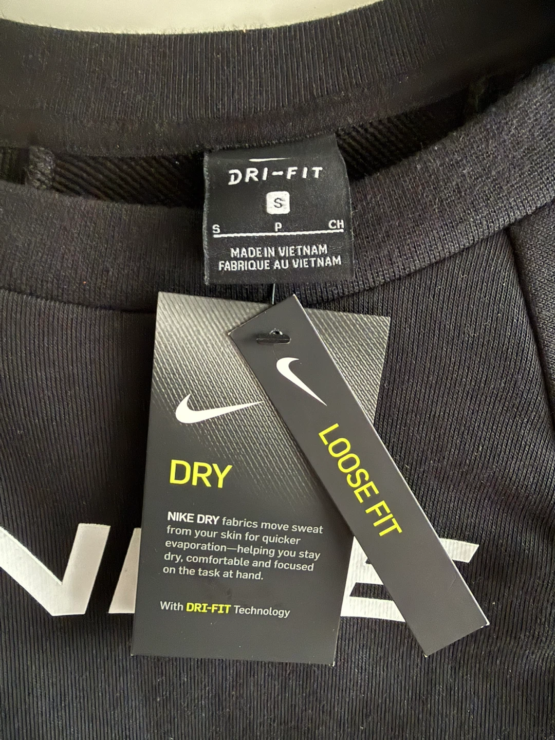 Brand New Nike Women’s Training Cropped Crewneck - photo 2