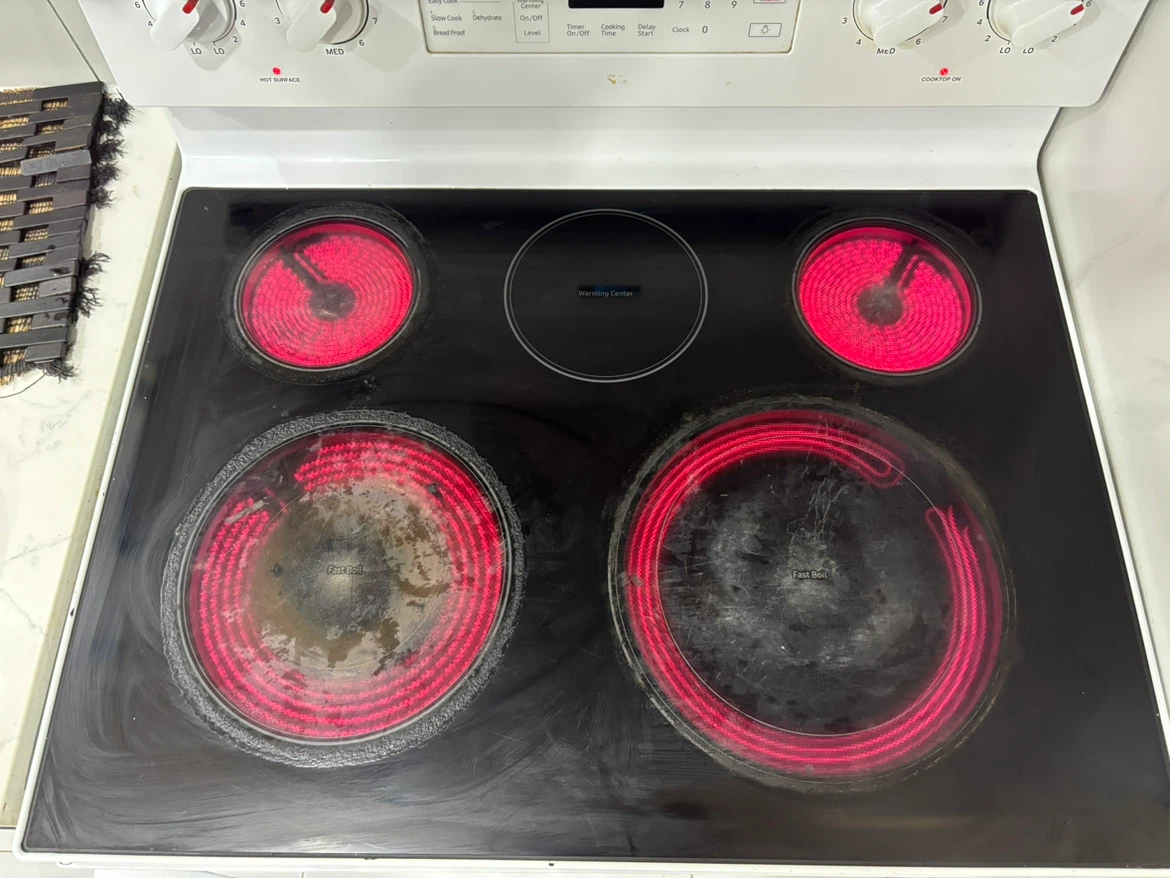 stove as it's for parts / repair - photo 2