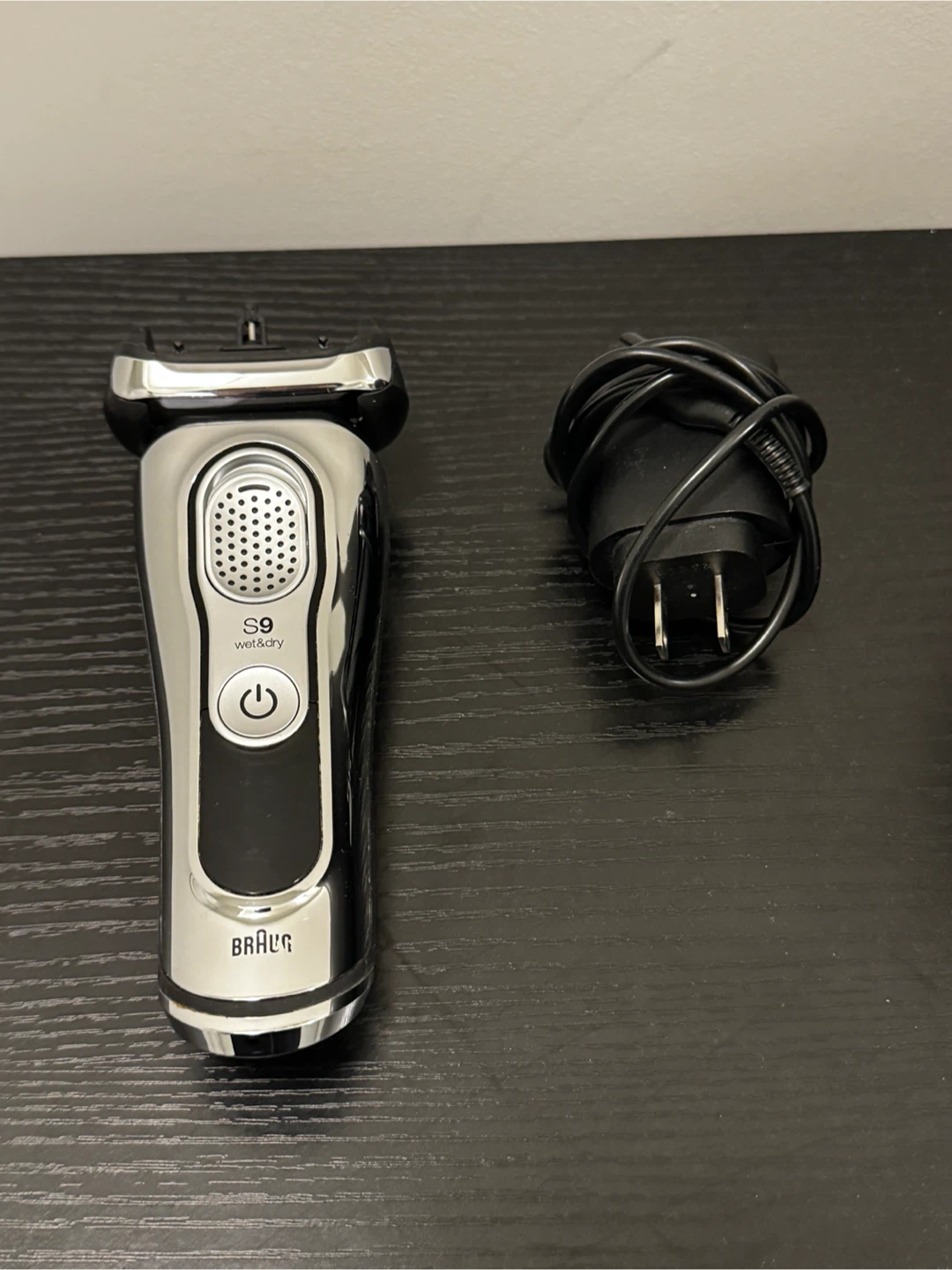 Braun Series 9 Wet & Dry Shaver - photo 2