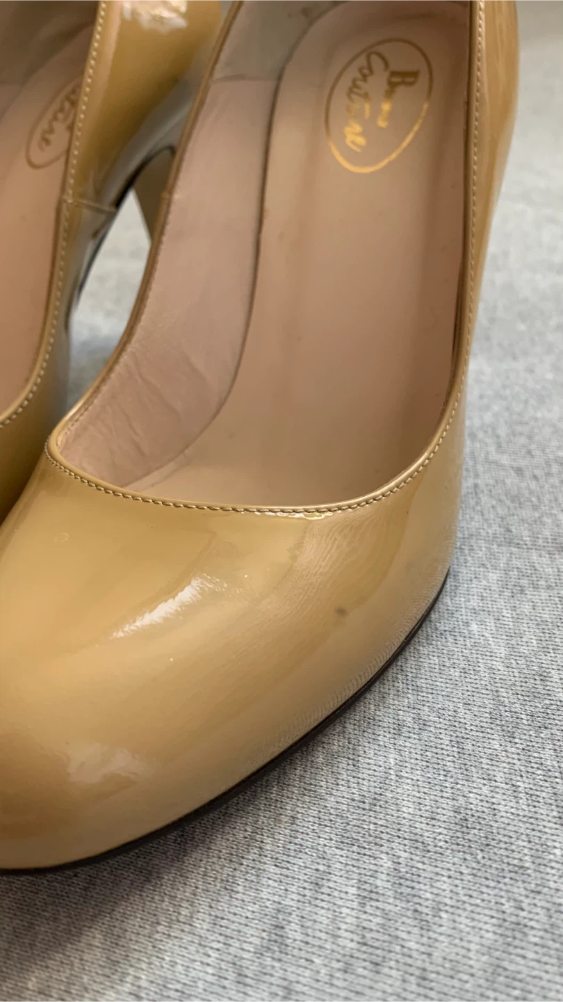 Brown’s Couture Patent Heels - Size 37 (Size 7) - photo 5