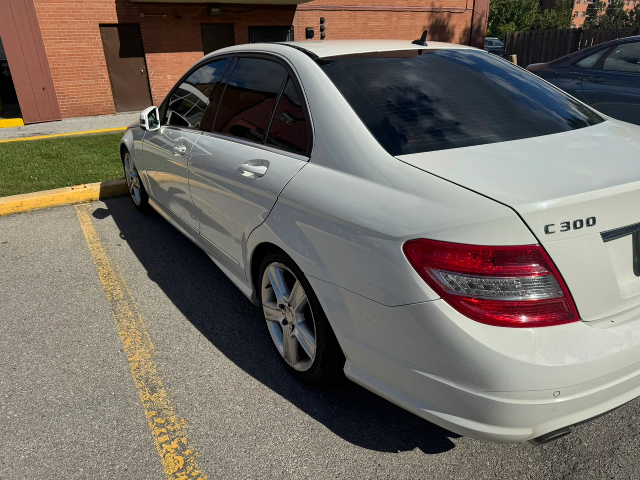 2010 Mercedes-Benz C300 4MATIC AWD - photo 4