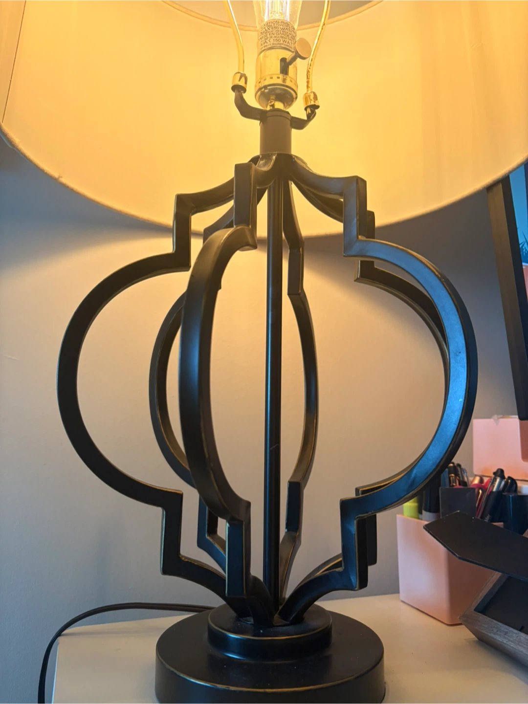 Black Metal Table Lamp - photo 3