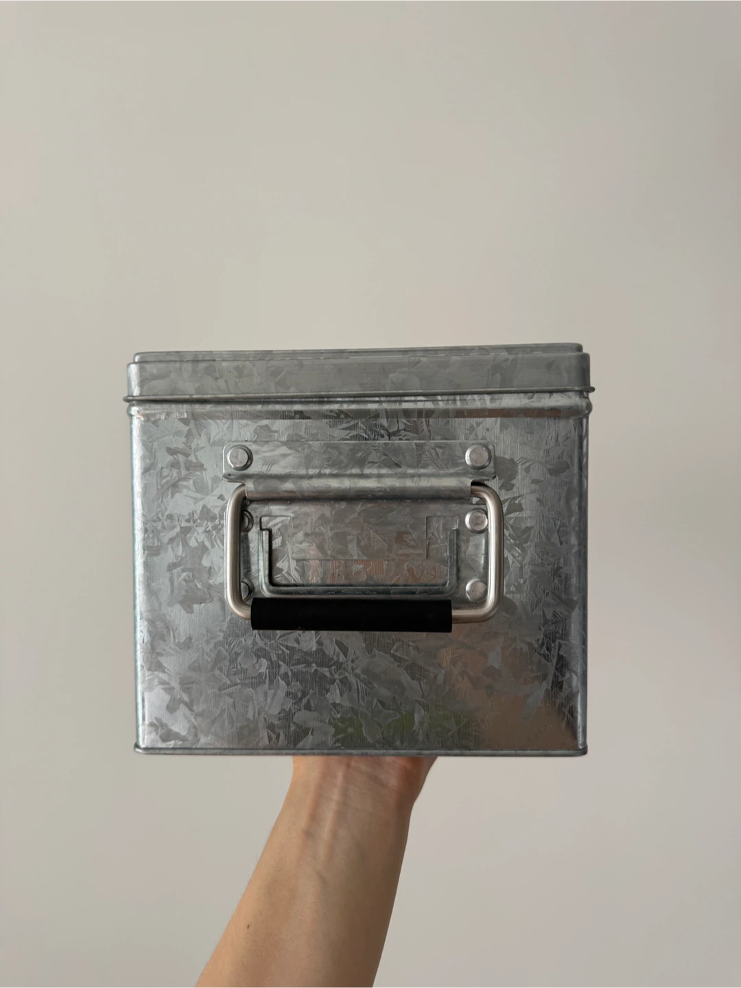 Muji tin box