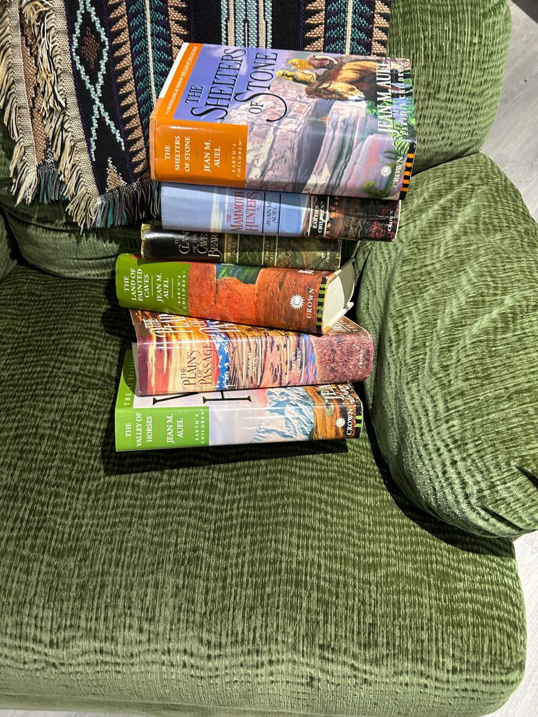 Jean M. Auel Earth's Children Book Collection