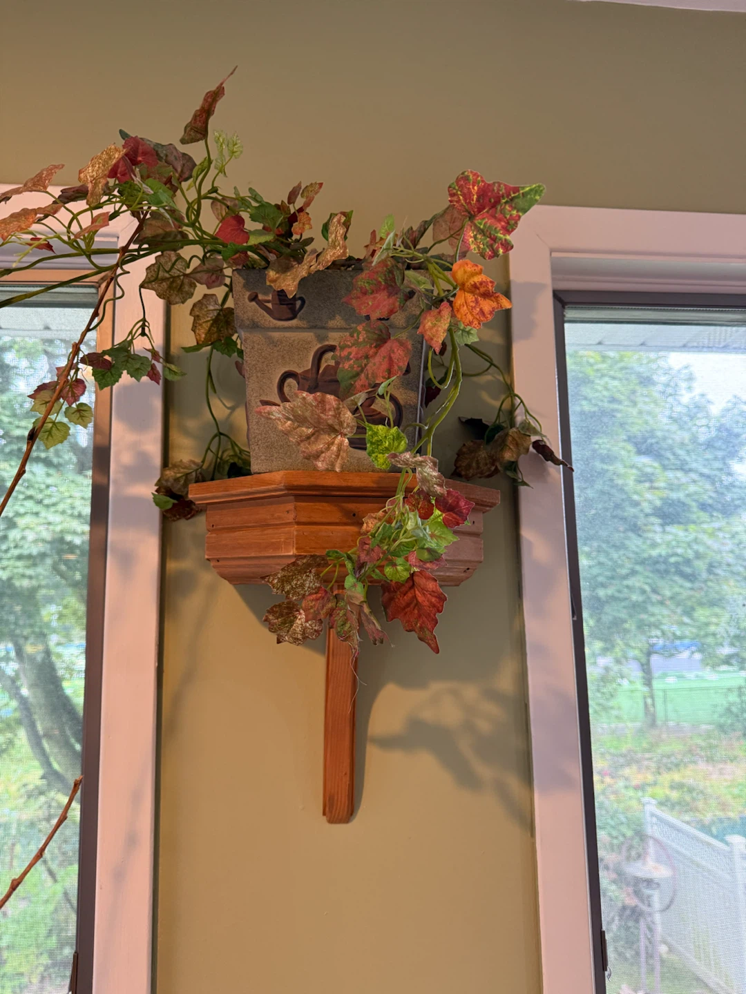 Set of Two Wooden Wall Sconces - photo 2