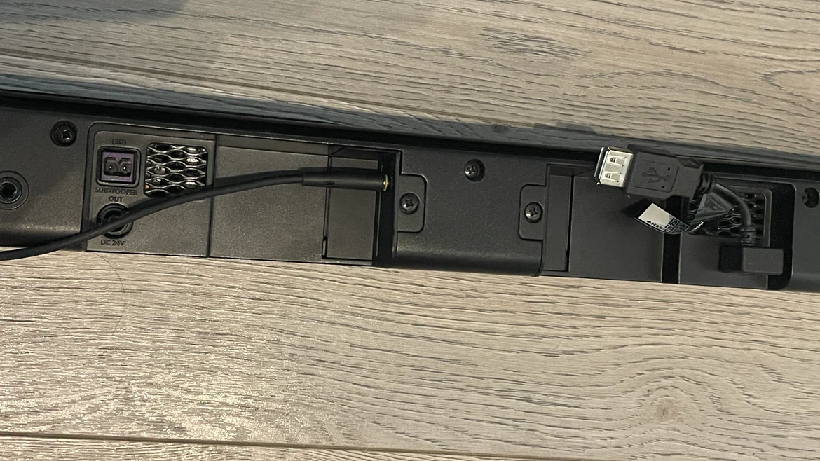 Samsung 2.0 Channel Soundbar - photo 3