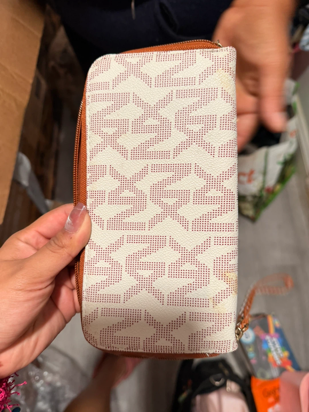 DKNY Logo Print Wristlet Wallet