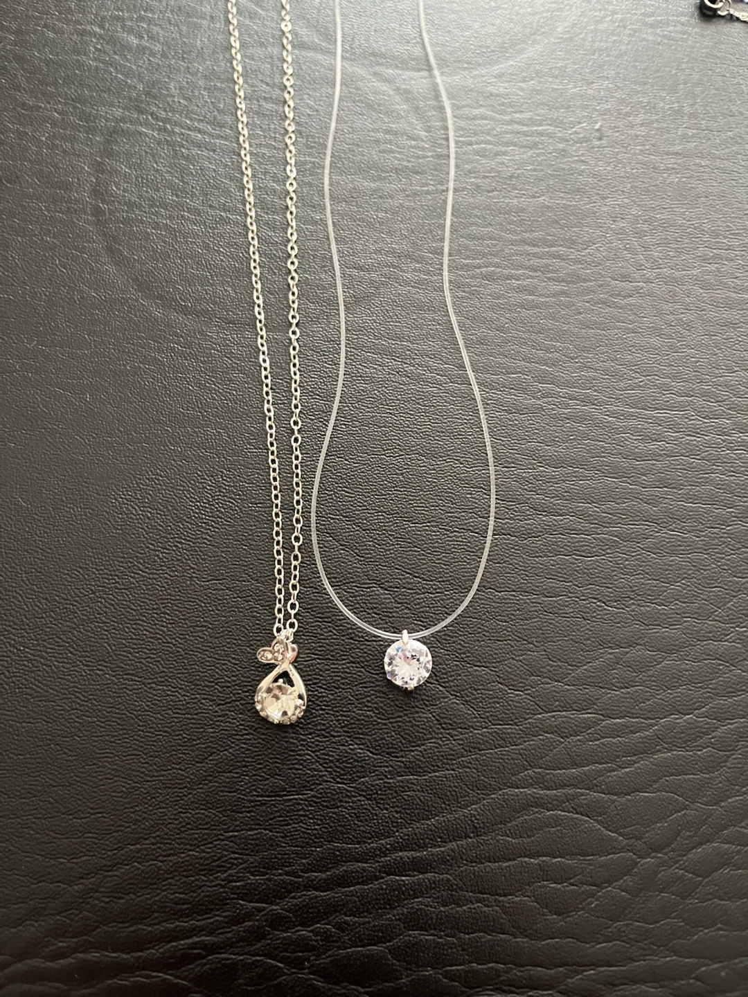 4 necklaces - photo 2