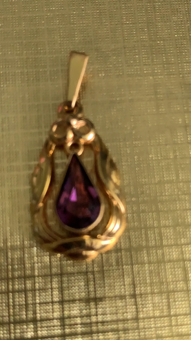 Gold plated vintage Teardrop Pendant with Purple Stone