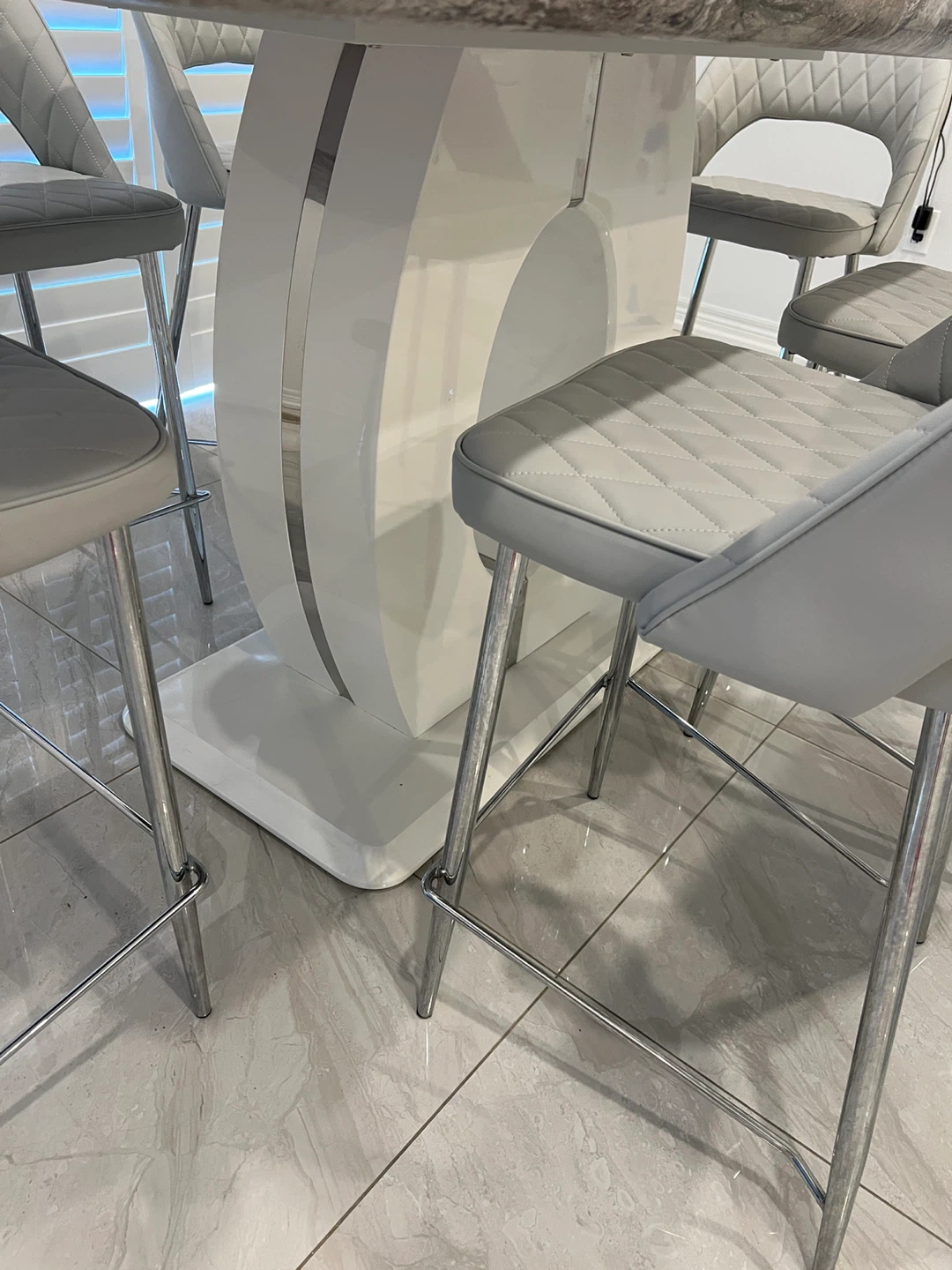 Marble-look Dining Table and 6 Chairs