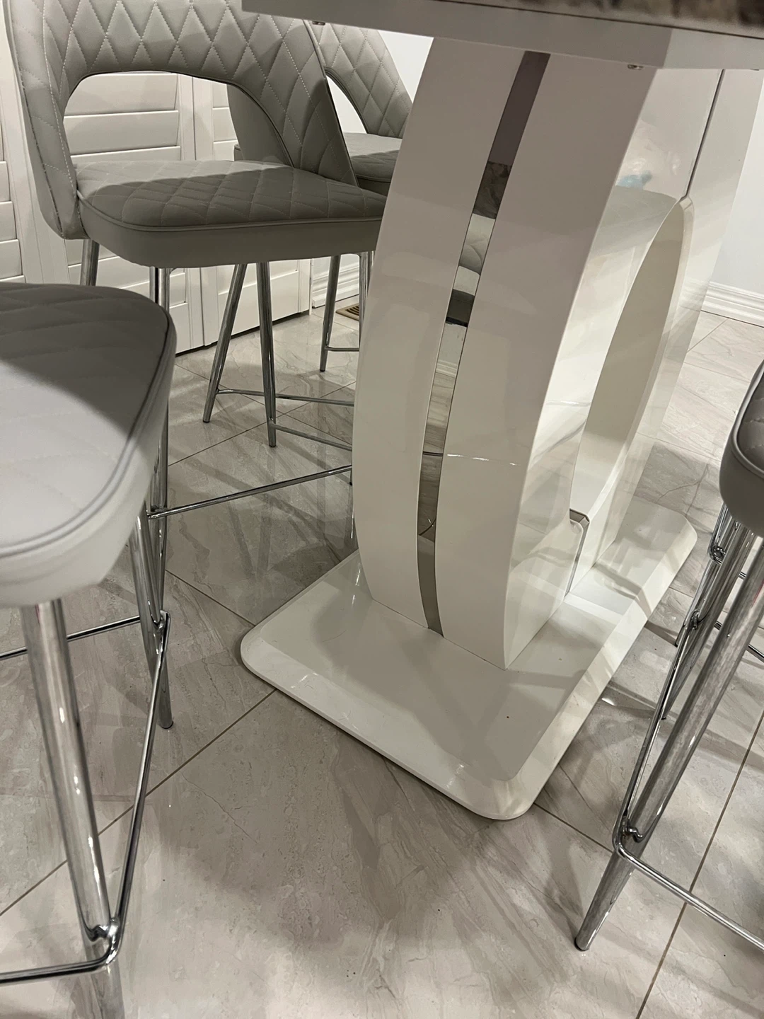 Marble-look Dining Table and 6 Chairs - photo 2