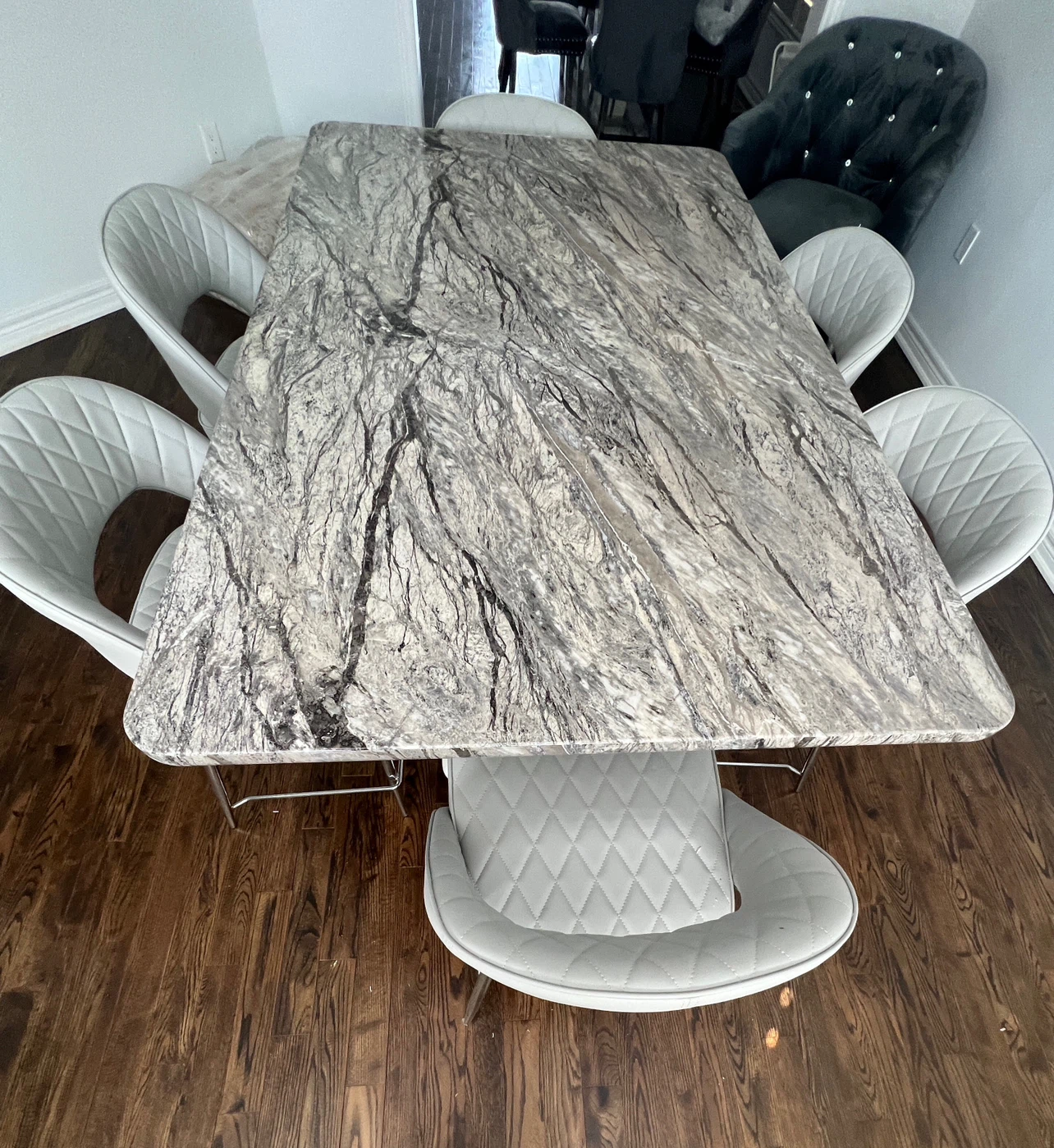 Marble-look Dining Table and 6 Chairs - photo 3