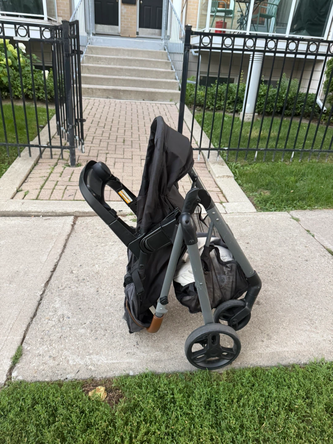 Graco Modes Trio 3-in-1 Stroller – Pramette/Bassinet – $120