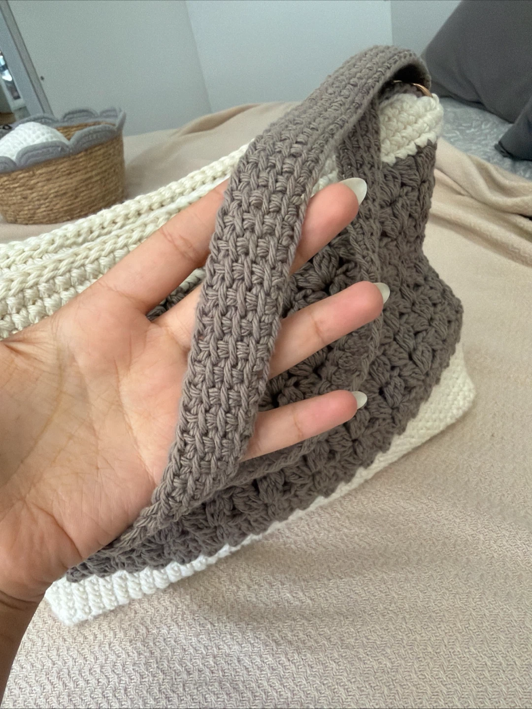 Handmade Two-Tone Crocheted Shoulder Bag - photo 3