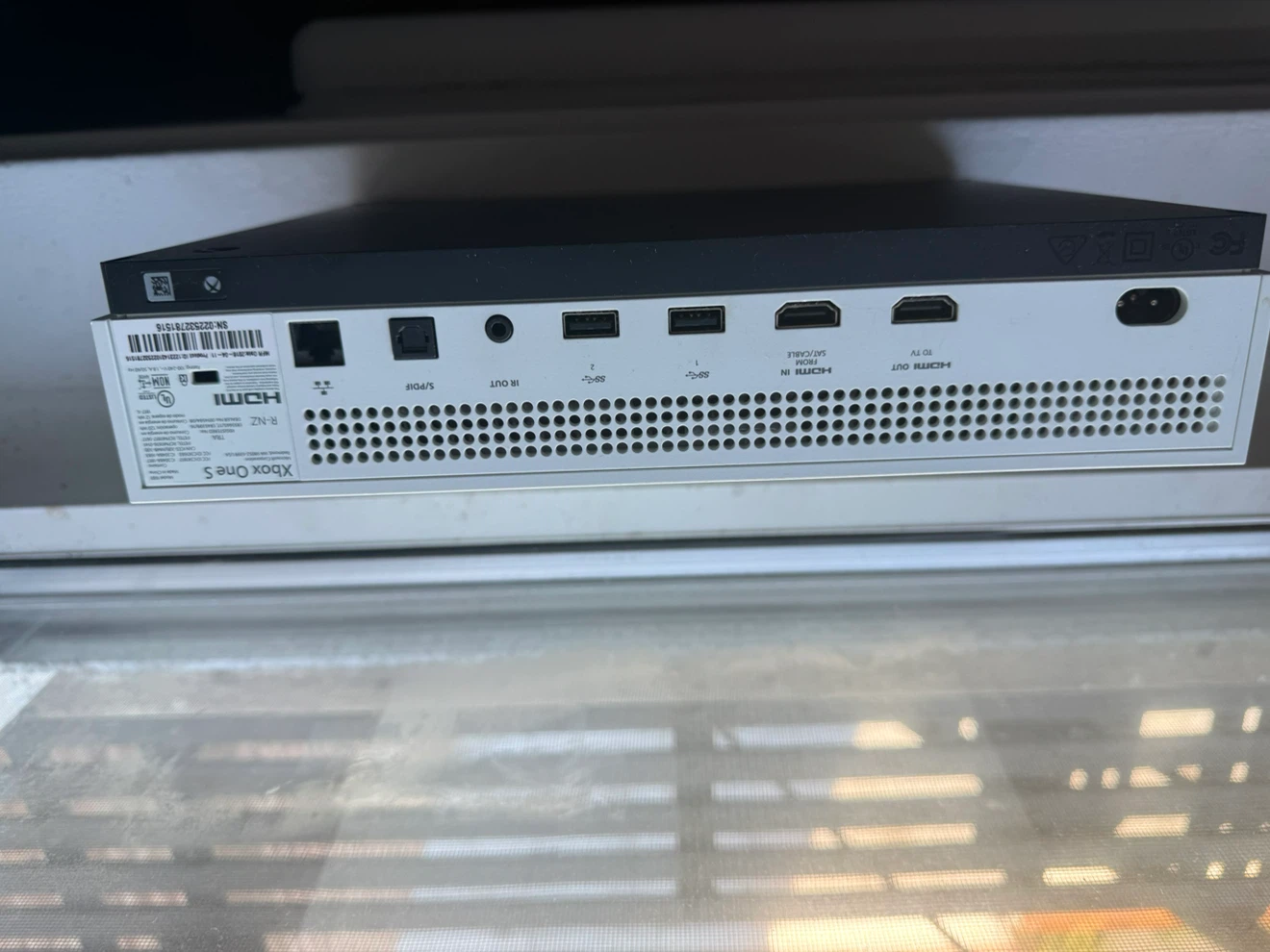 XBOX ONE White - photo 3