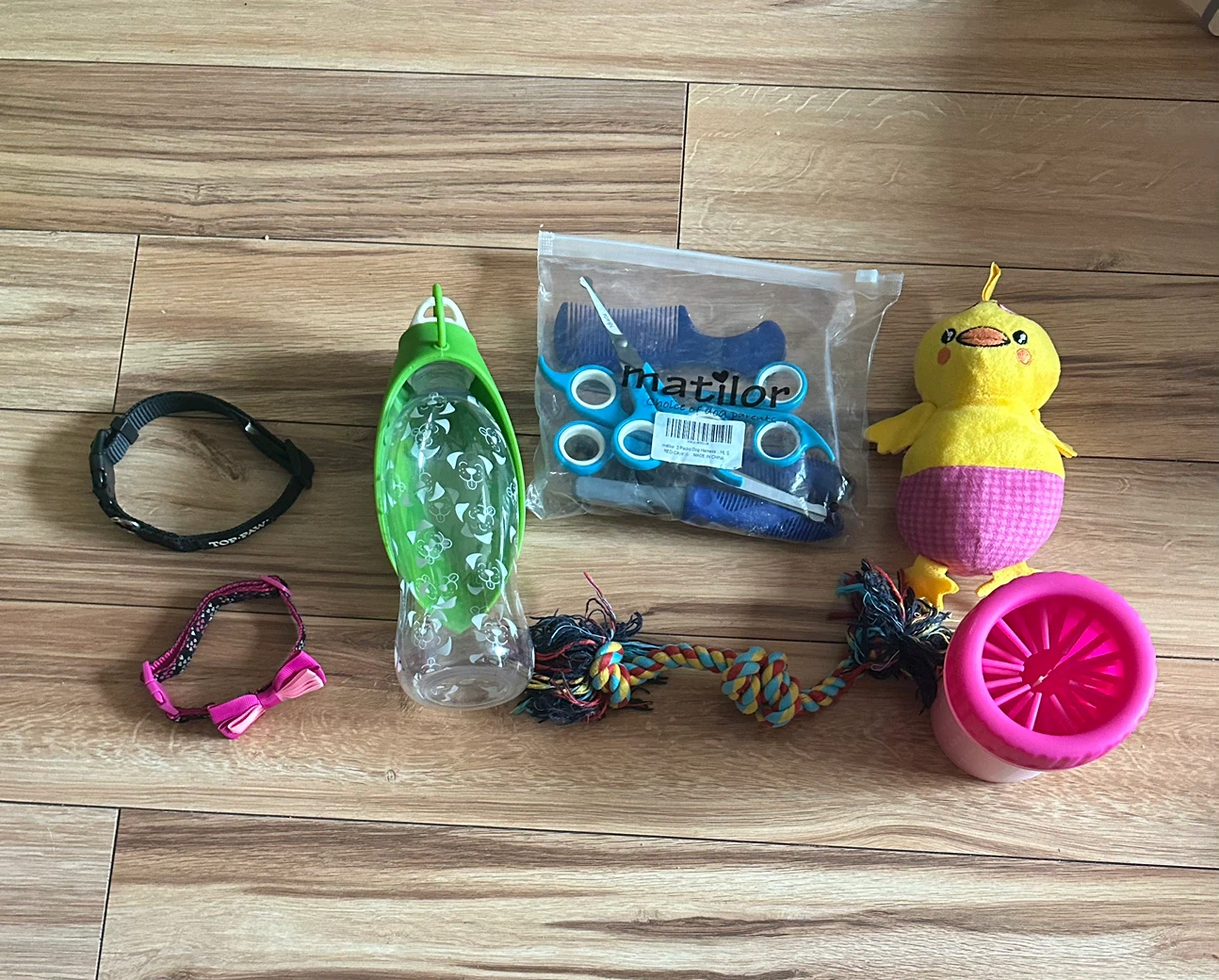 Dog grooming and toy accessory bundle - photo 2