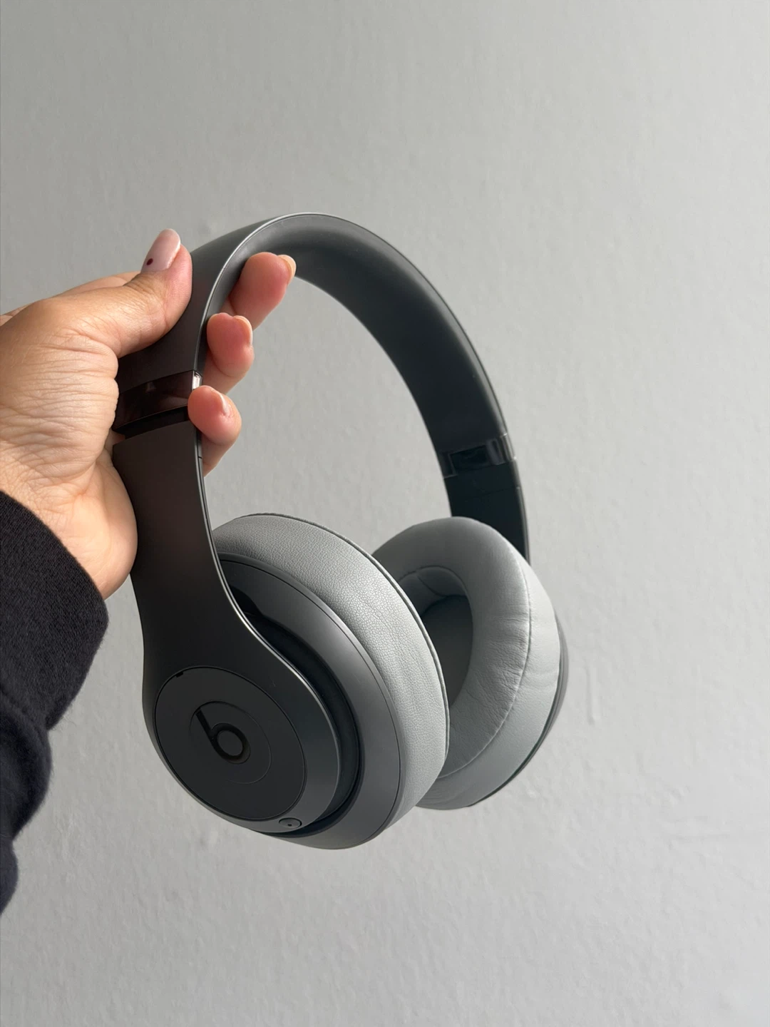 Beats Studio 3 with Case