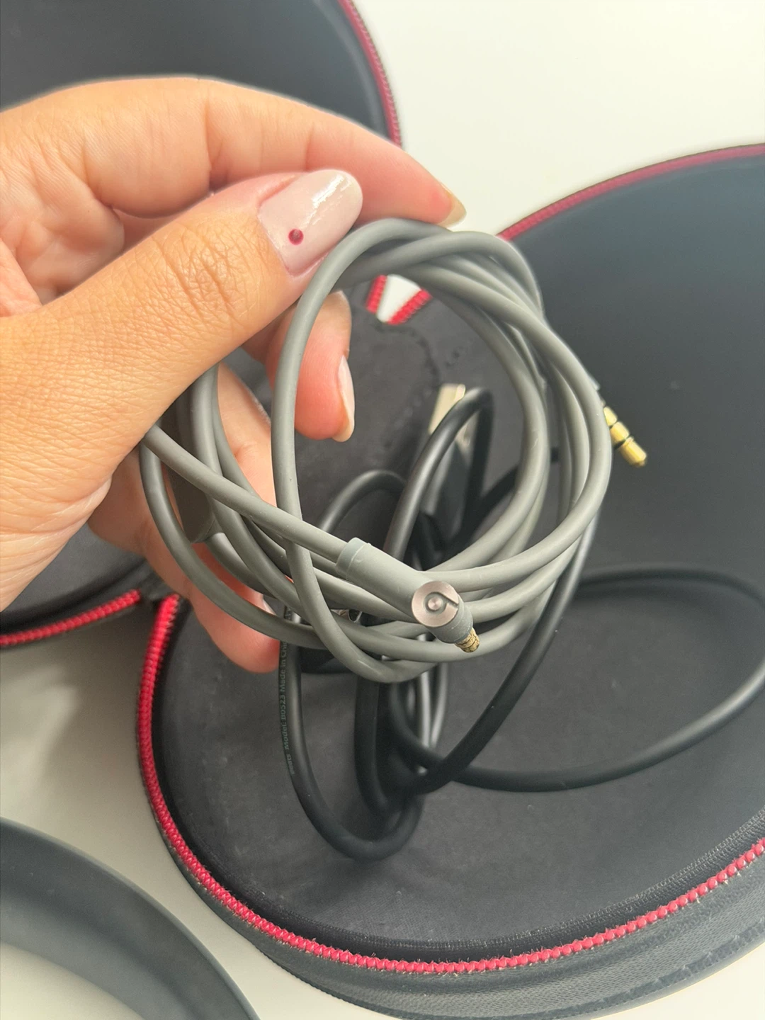Beats Studio 3 with Case - photo 5