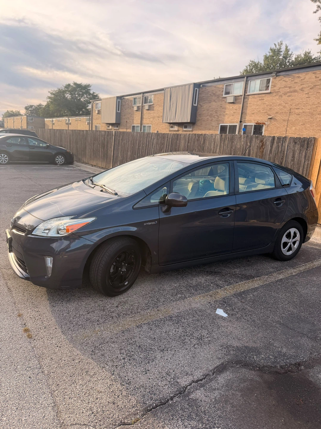 Toyota Prius Hybrid - photo 3