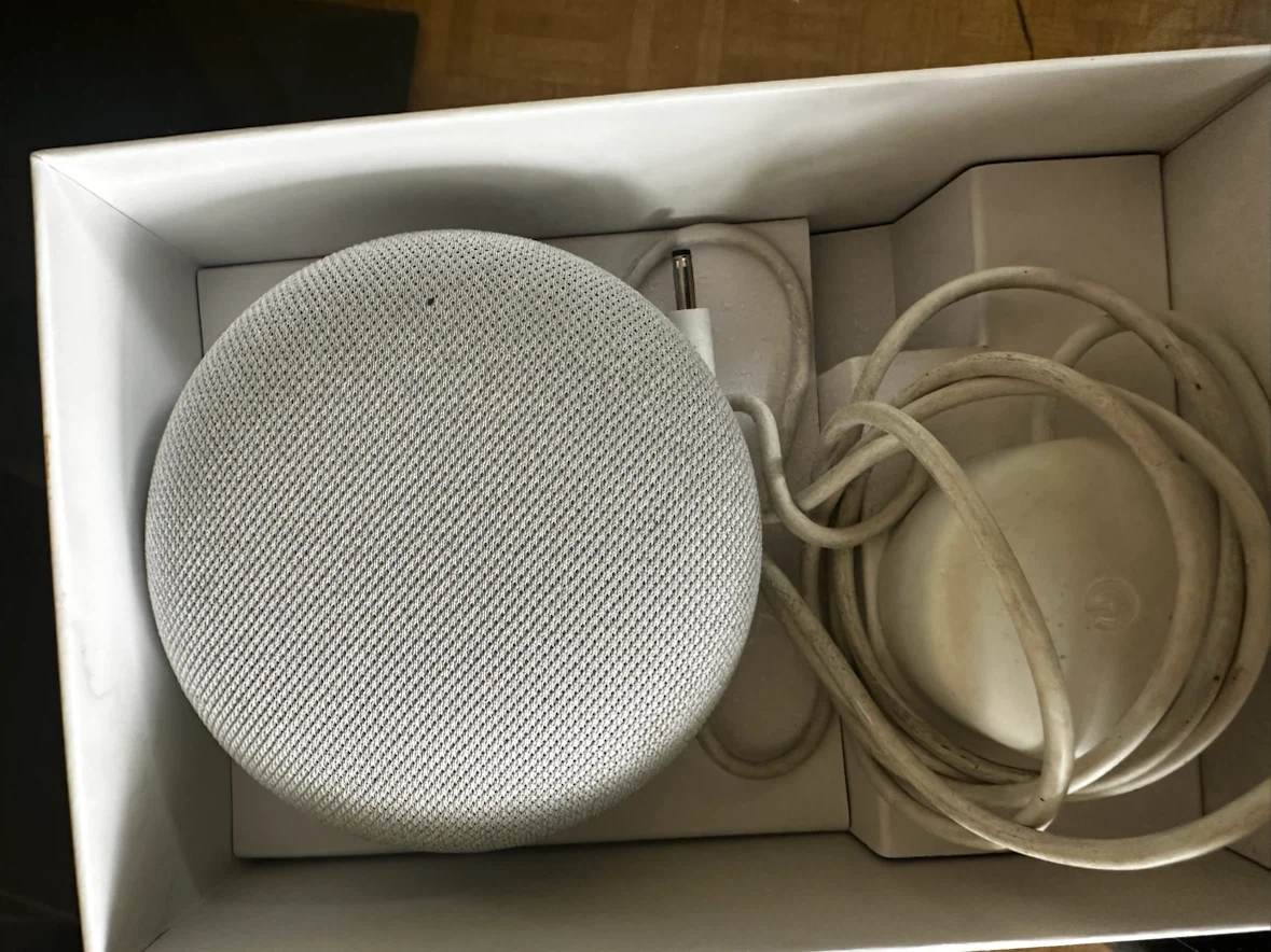 Google Nest Mini 2nd Generation - photo 2