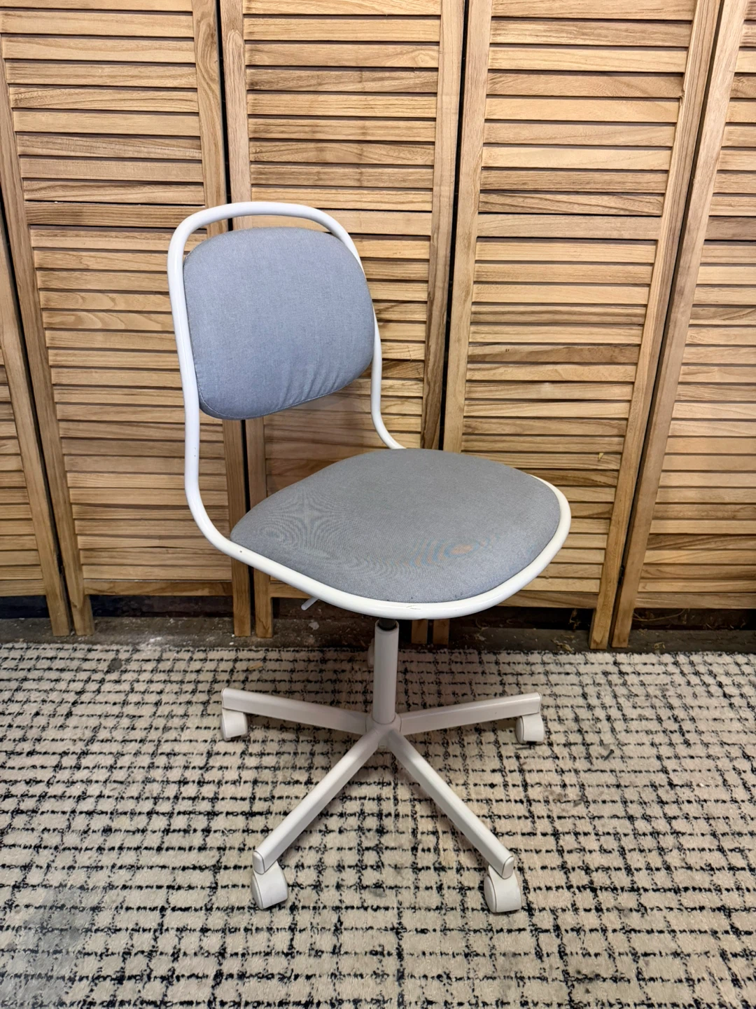 IKEA Desk Chair - photo 2