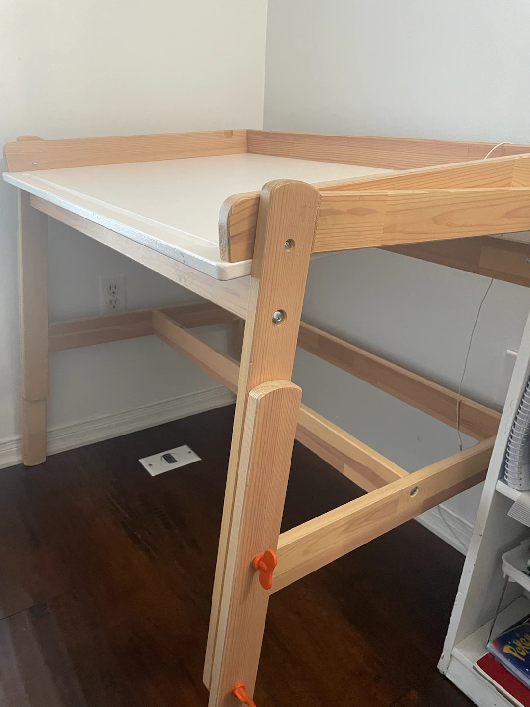 IKEA PAHL Desk (Height adjustable)