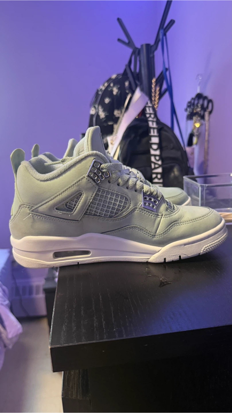 Air Jordan 4 Seafoam Green